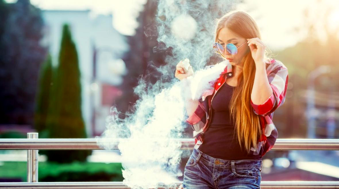 Các nước tìm cách ngăn chặn thuốc lá điện tử với những mùi hương khiến giới trẻ “say đắm”